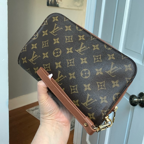 ❌SOLD❌1996 authentic Louis Vuitton Orsay clutch large wristlet - Picture 9 of 17
